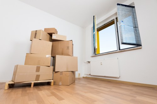 Efficiently organized Soho storage space for home move